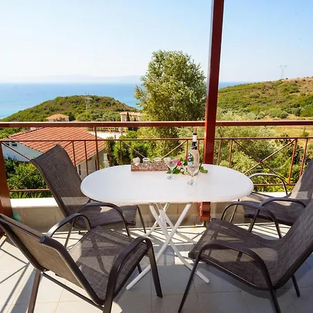 Maistrali Apartmán Ratzaklíon
