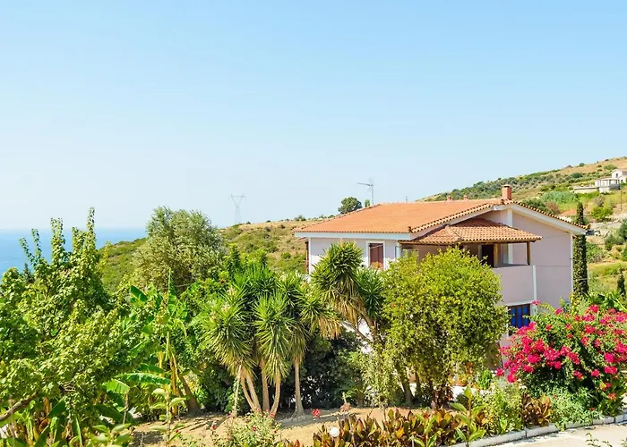 麦斯特拉里公寓 公寓 *